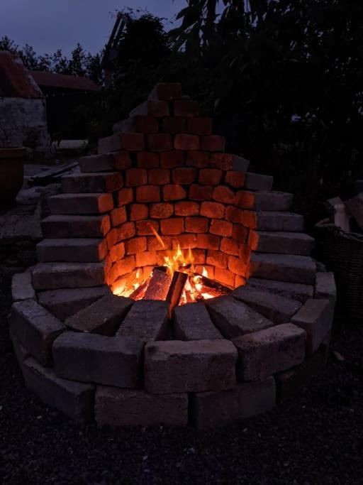 Secluded Private Cottage Hot-Tub, Sauna & Fire-Pit Carrick on Shannon Εξωτερικό φωτογραφία