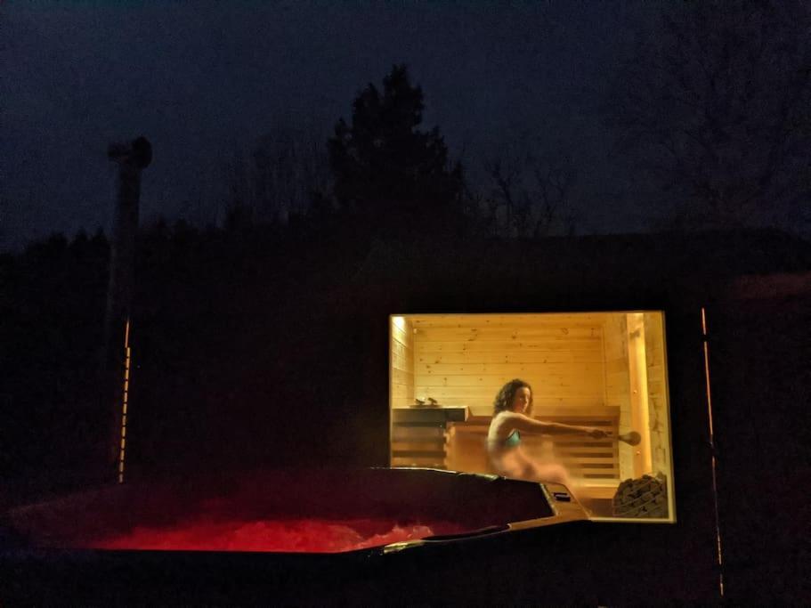 Secluded Private Cottage Hot-Tub, Sauna & Fire-Pit Carrick on Shannon Εξωτερικό φωτογραφία