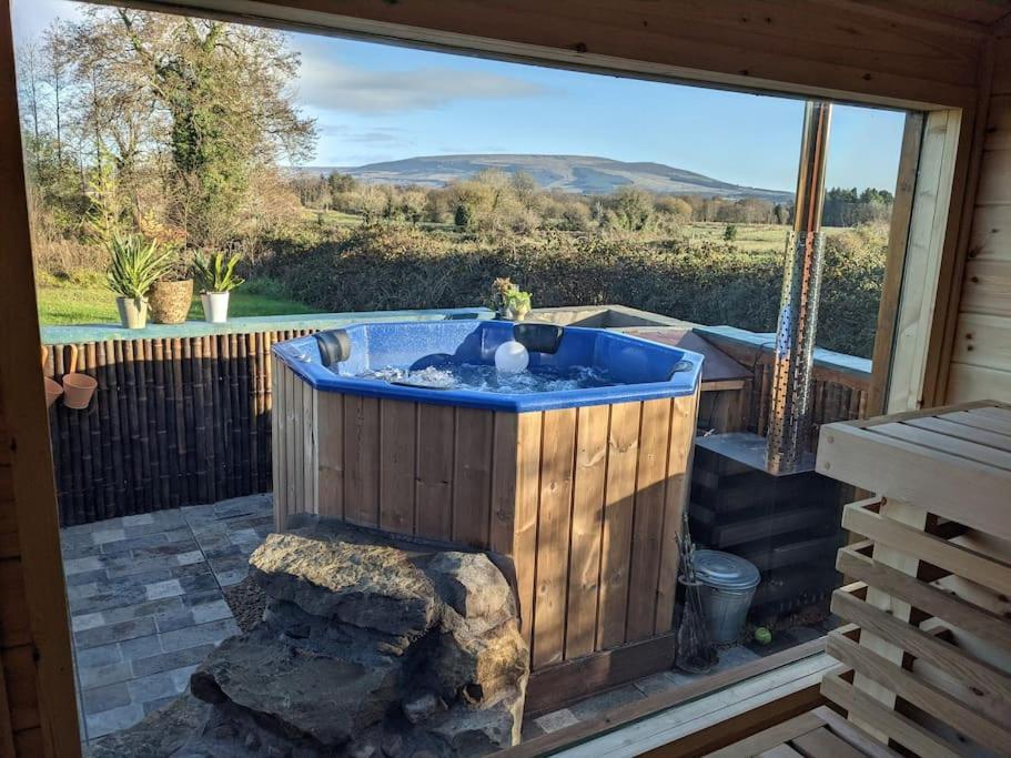 Secluded Private Cottage Hot-Tub, Sauna & Fire-Pit Carrick on Shannon Εξωτερικό φωτογραφία